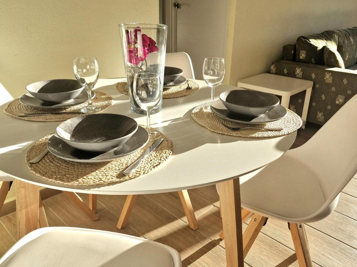 Cozy Apartment With Sea View Torrevieja Dış mekan fotoğraf