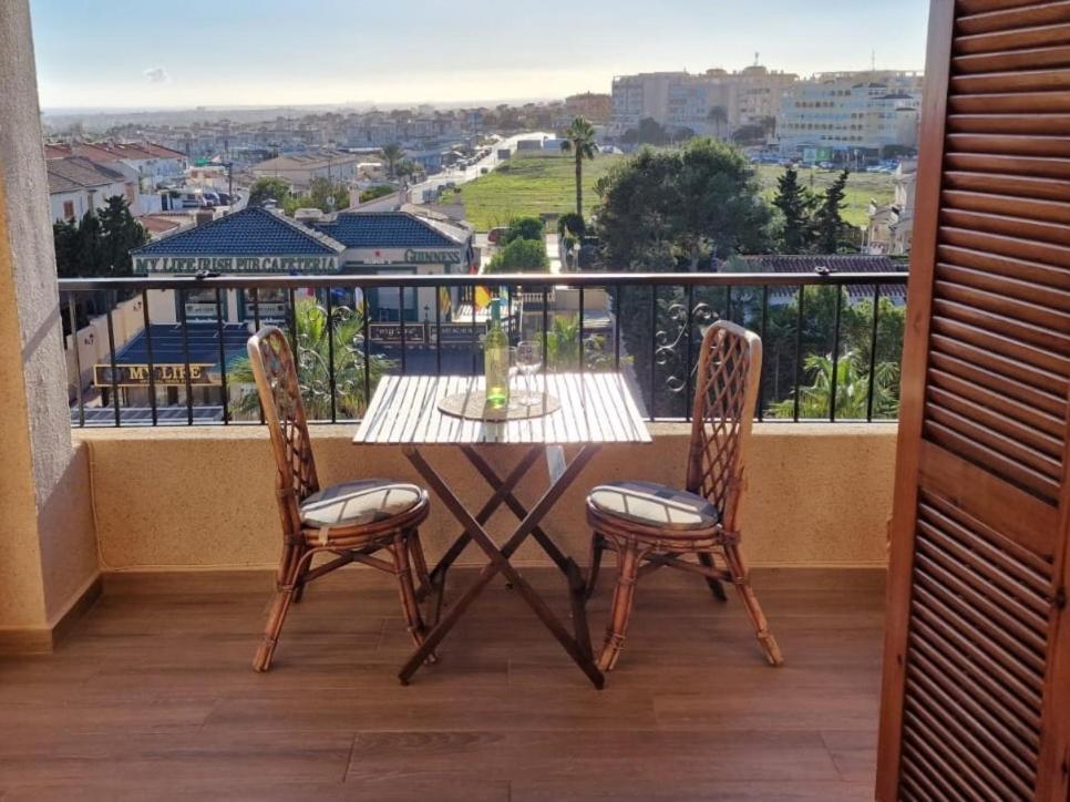 Cozy Apartment With Sea View Torrevieja Dış mekan fotoğraf