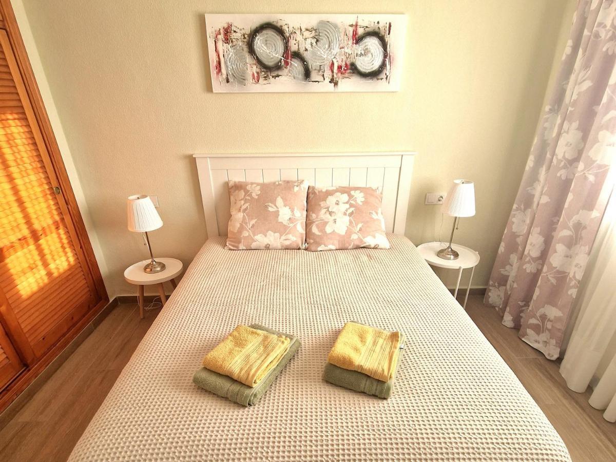 Cozy Apartment With Sea View Torrevieja Dış mekan fotoğraf
