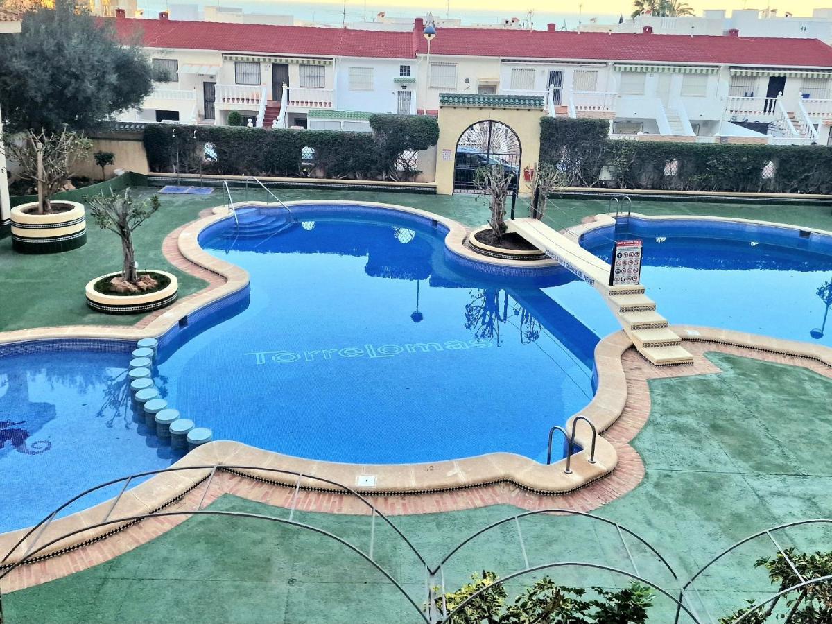 Cozy Apartment With Sea View Torrevieja Dış mekan fotoğraf