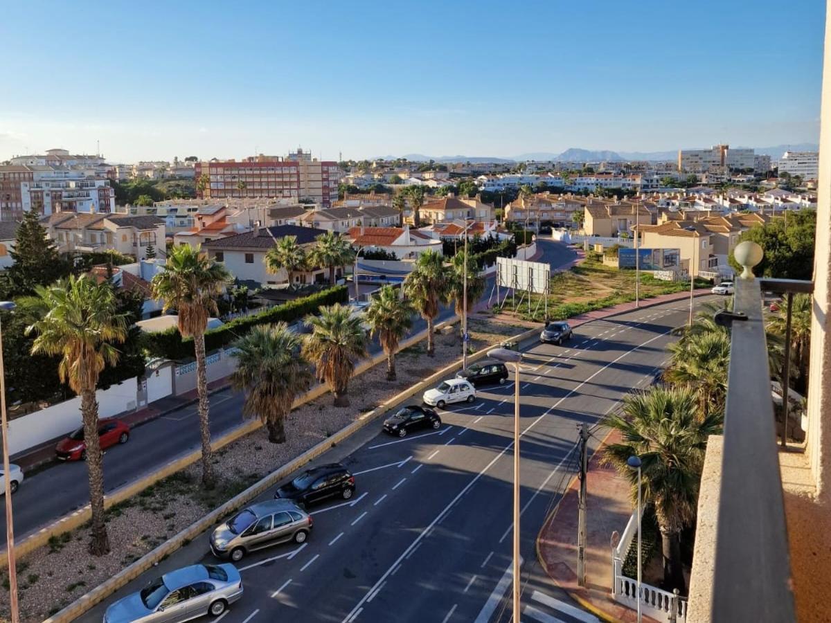 Cozy Apartment With Sea View Torrevieja Dış mekan fotoğraf
